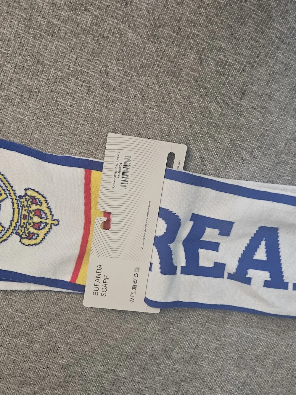 Real MADRID scarf